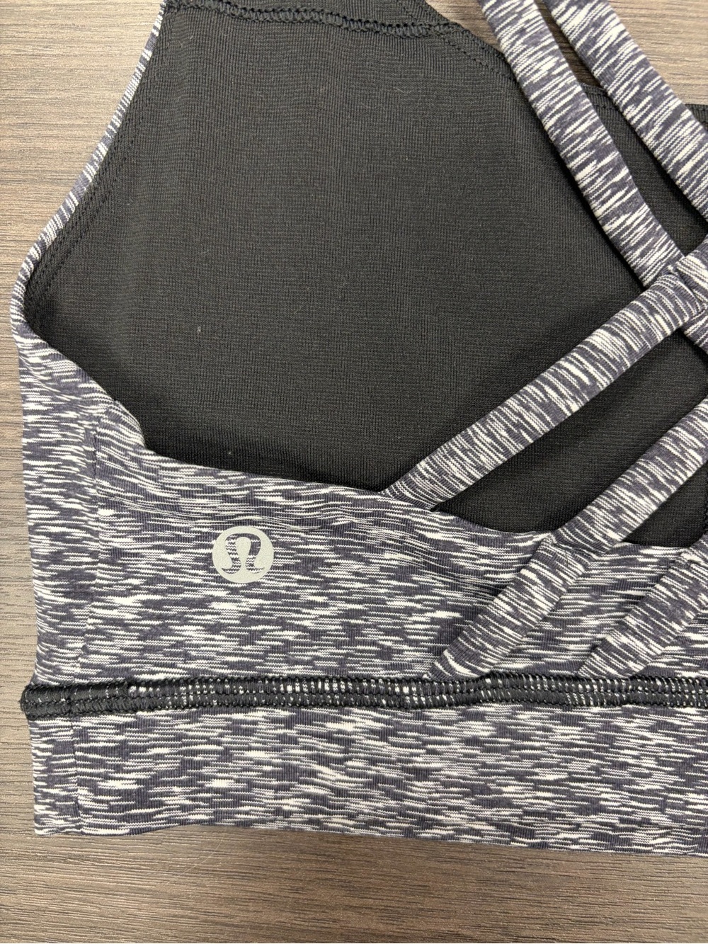 Lululemon Energy Sports Bra in Heathered Black & White - Picture 7 of 8